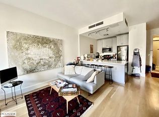 147 Green St APT 1R, Brooklyn, NY 11222