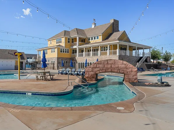 5728 S Bergamot Ln S, Washington, UT 84780