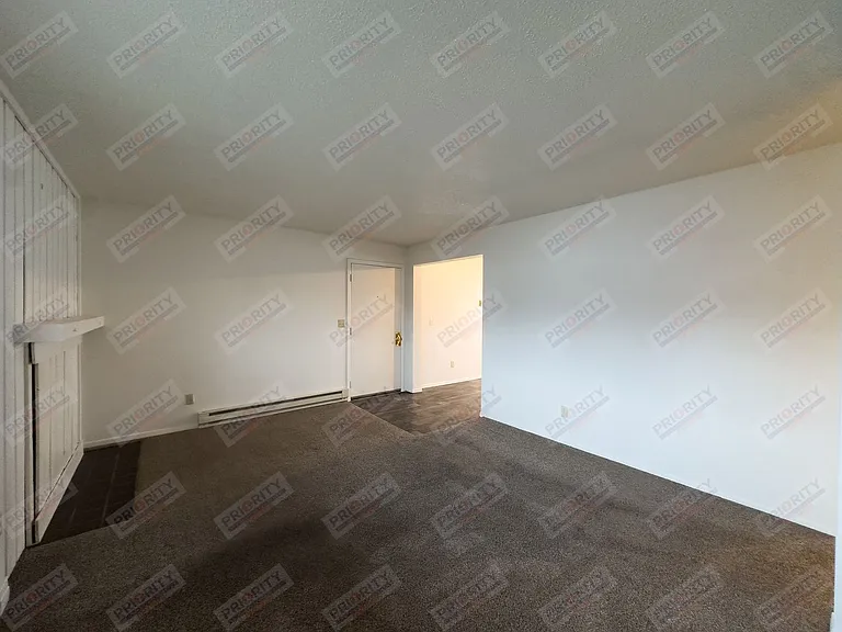 1319 Eagles Nest Cir — Photo 3