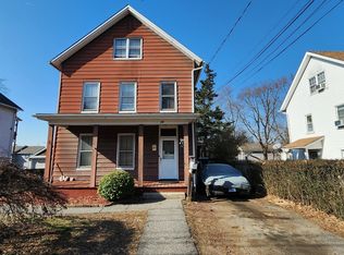 39 Austin St, Danbury, CT 06810