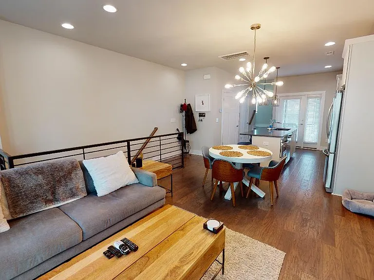 244 Uptown West Dr — Photo 8