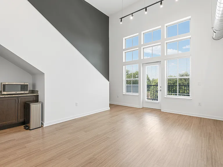 Art Lofts @ Overton — Photo 44