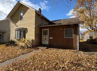 404 Busch St, Muscatine, IA 52761