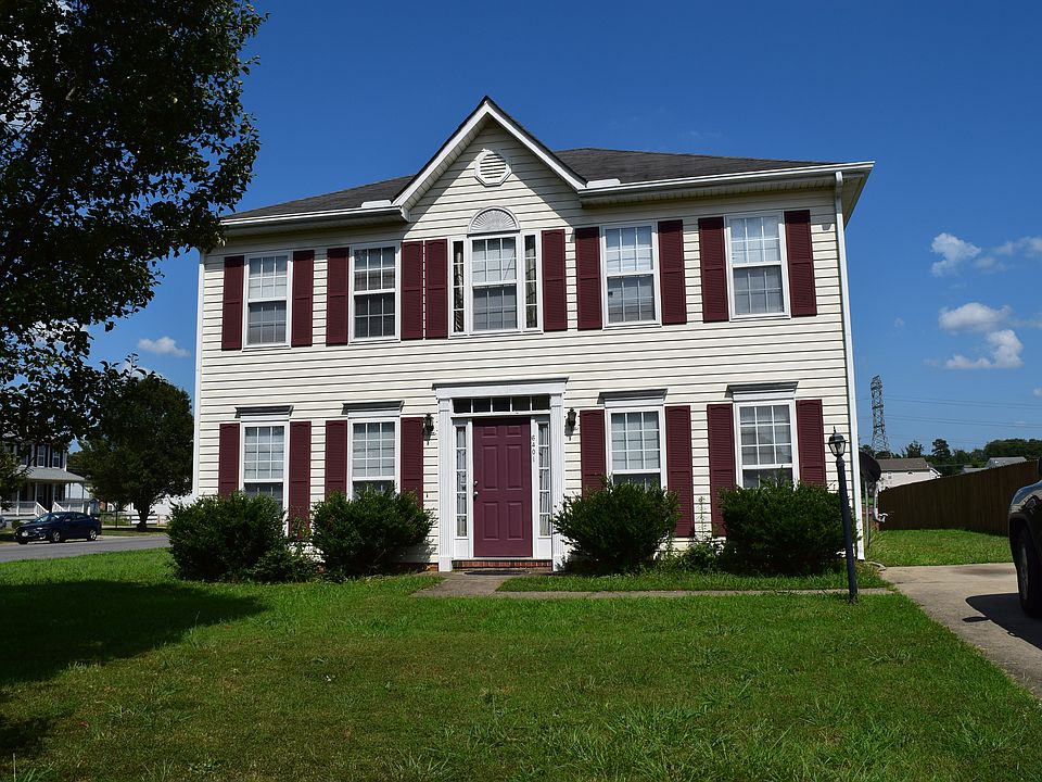 1st image of 6401 Goldenrod Ct