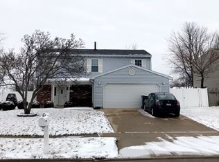 20120 S Rosewood Dr, Frankfort, IL 60423