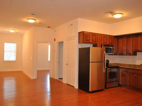 45 N Main St #G, Lambertville, NJ 08530