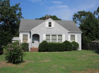 175 Lake Ave, Riverhead, NY 11901
