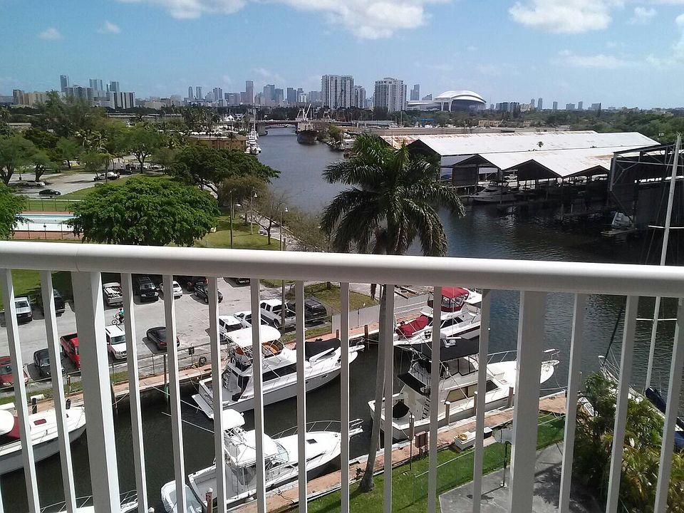 1st image of 1800 NW 24th Ave APT 811