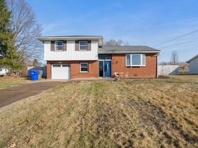 140 Sylvia Dr, Beaver Falls, PA, 15010