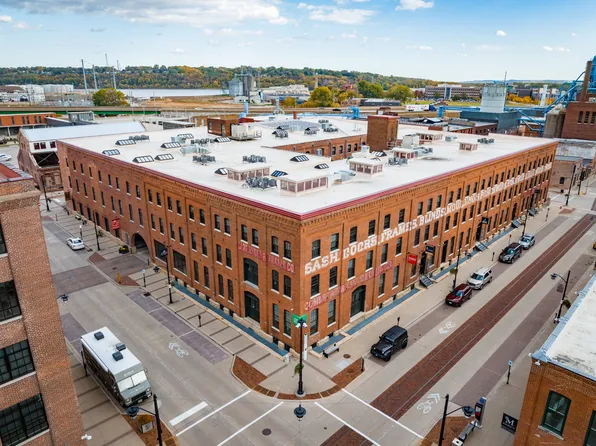 CARADCO Lofts, 955 Washington St #308, Dubuque, IA 52001