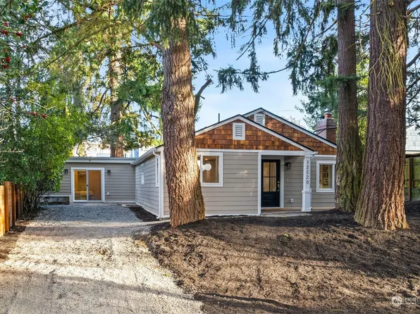 12520 14th Avenue NE, Seattle, WA 98125