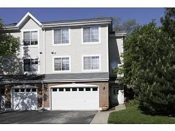 219 E Parallel St #2F photo 1