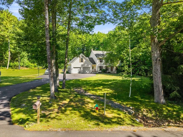 64 Hopkins Road, Hampden, ME 04444