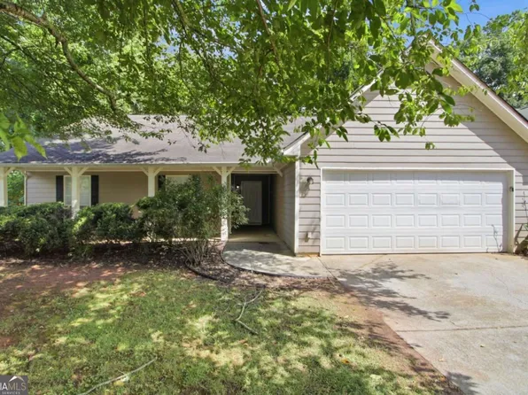 2572 Herndon Rd, Lawrenceville, GA 30043