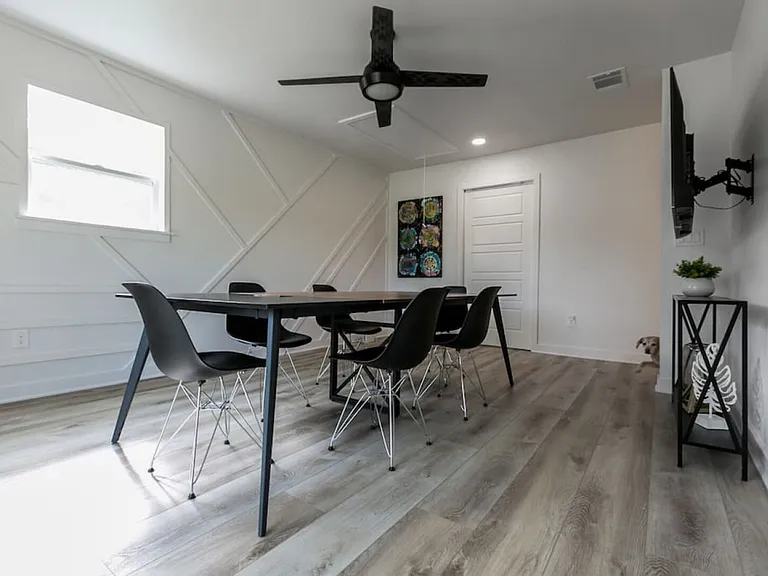Reicher Dr — Photo 40