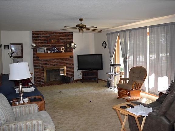 4th image of 515 E Sheridan St