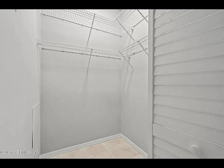 510 Florida Club Blvd — Photo 17