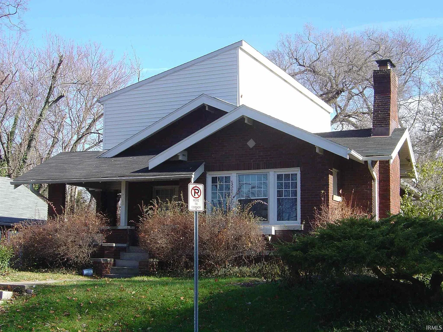 6 bed, 3.0 bath, 2500 sqft, $4,500 — Photo 1