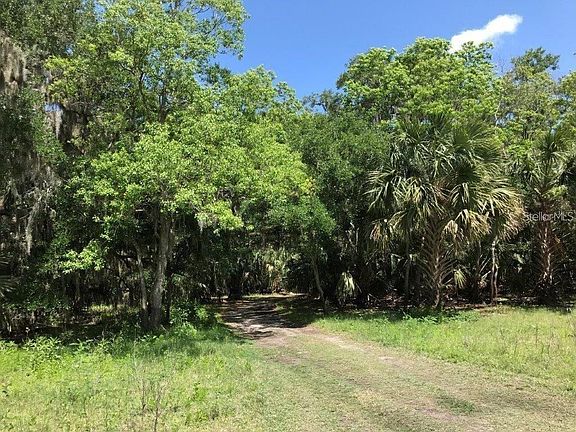 2nd image of 975 Indian Hammock Dr