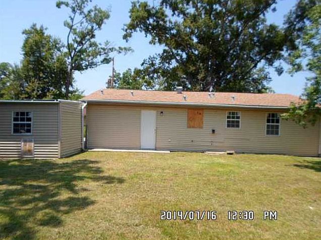 1st image of 4675 Longfellow Dr