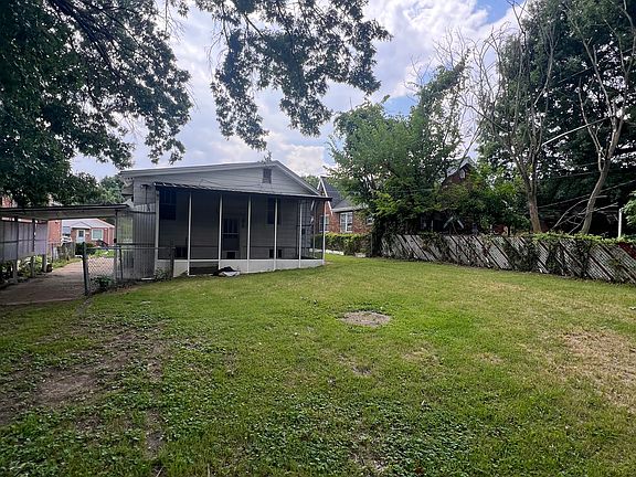 3rd image of 3721 Melba Pl