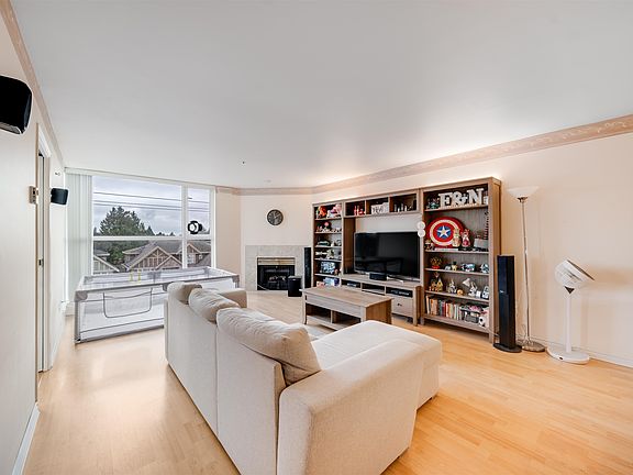 3rd image of 7700 Gilbert Rd #301