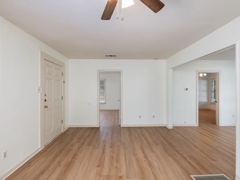 8639 San Benito Way — Photo 8