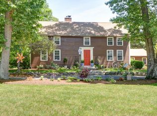 5 Musket Dr, Acton, MA 01720