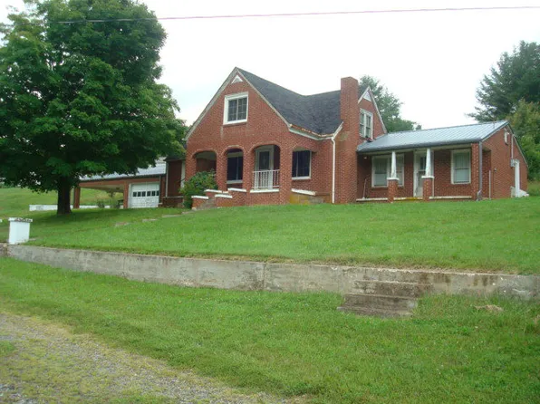 1646 Deep Ford Rd, Lansing, NC 28643