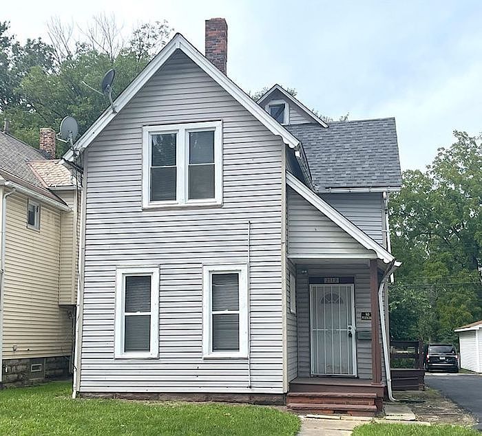 1st image of 2112 W 93rd St
