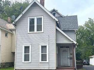 2112 W 93rd St, Cleveland, OH 44102