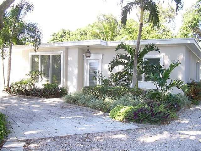 1st image of 2051 Mockingbird Ln