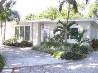 2051 Mockingbird Ln, North Palm Beach, FL 33408