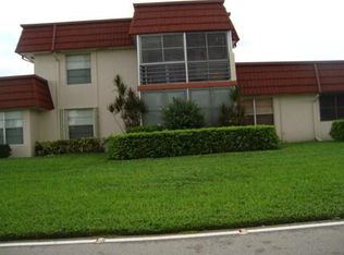 12013 Greenway Cir S APT 102, Royal Palm Beach, FL 33411