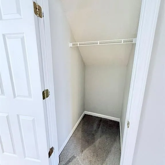 2523 Alvecot Cir SE — Photo 12