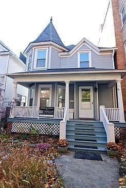 1st image of 1749 W Granville Ave