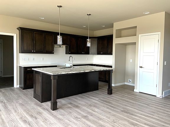 5th image of 107 Galileo Dr