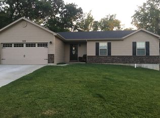 315 Touchdown Dr, Foristell, MO 63348