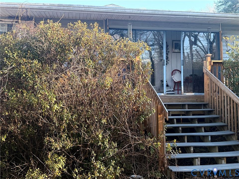 1st image of 106 Hickory Dr
