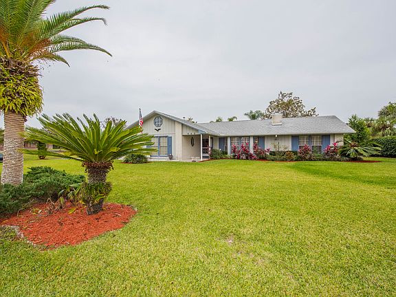 2nd image of 840 Club House Blvd