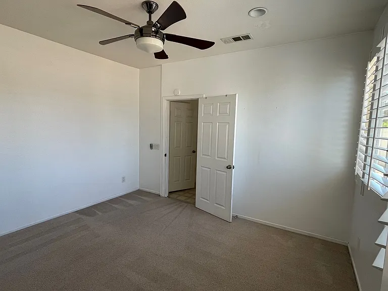 1671 Catania Dr — Photo 12