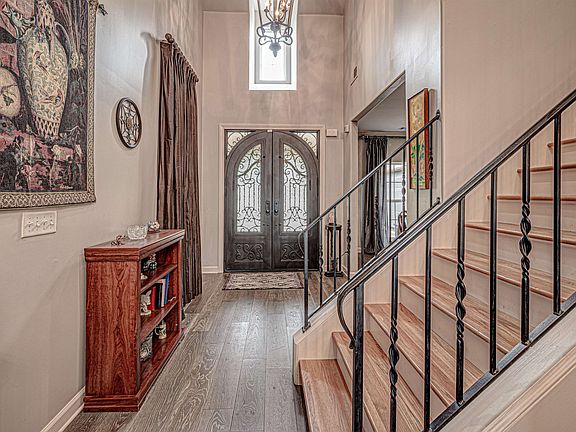 3rd image of 1661 Newton Oak Cir E