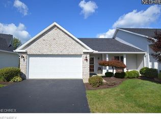 822 Woodfield Ct UNIT 822, Youngstown, OH