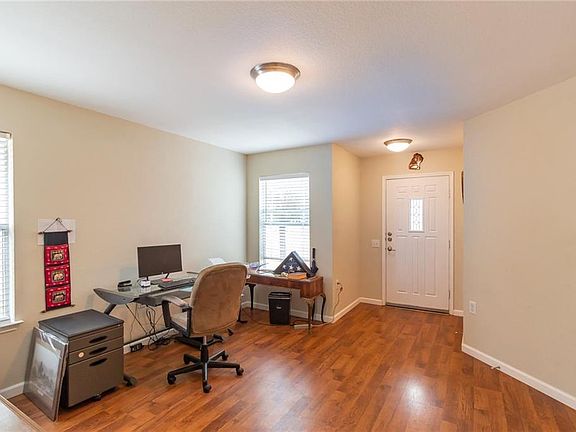 2nd image of 1309 Coriander Dr