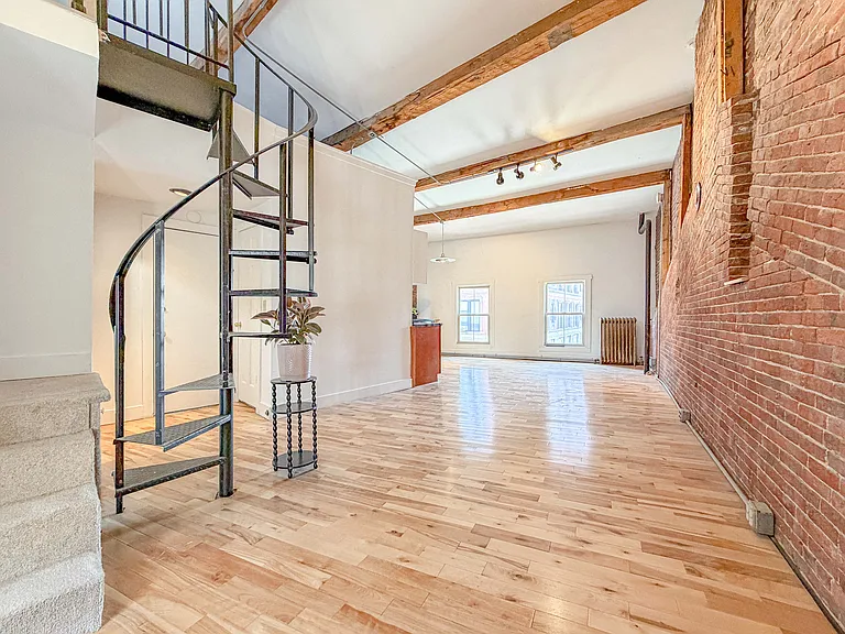 578 Congress St #3 — Photo 18