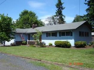 33815 E Columbia Ave, Scappoose, OR 97056