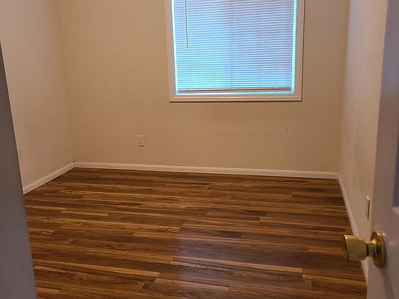 Bedroom #1