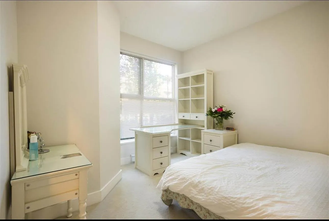 2 bed, 900 sqft, $3,500 — Photo 4