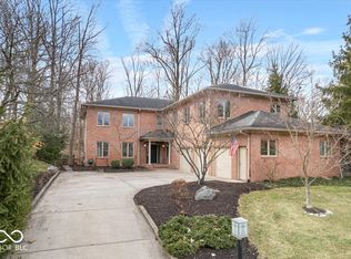 10617 Hunters Cove Dr, Indianapolis, IN