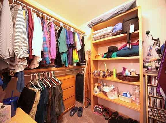 1033  Prescott Lawrence, KS listing photo #2